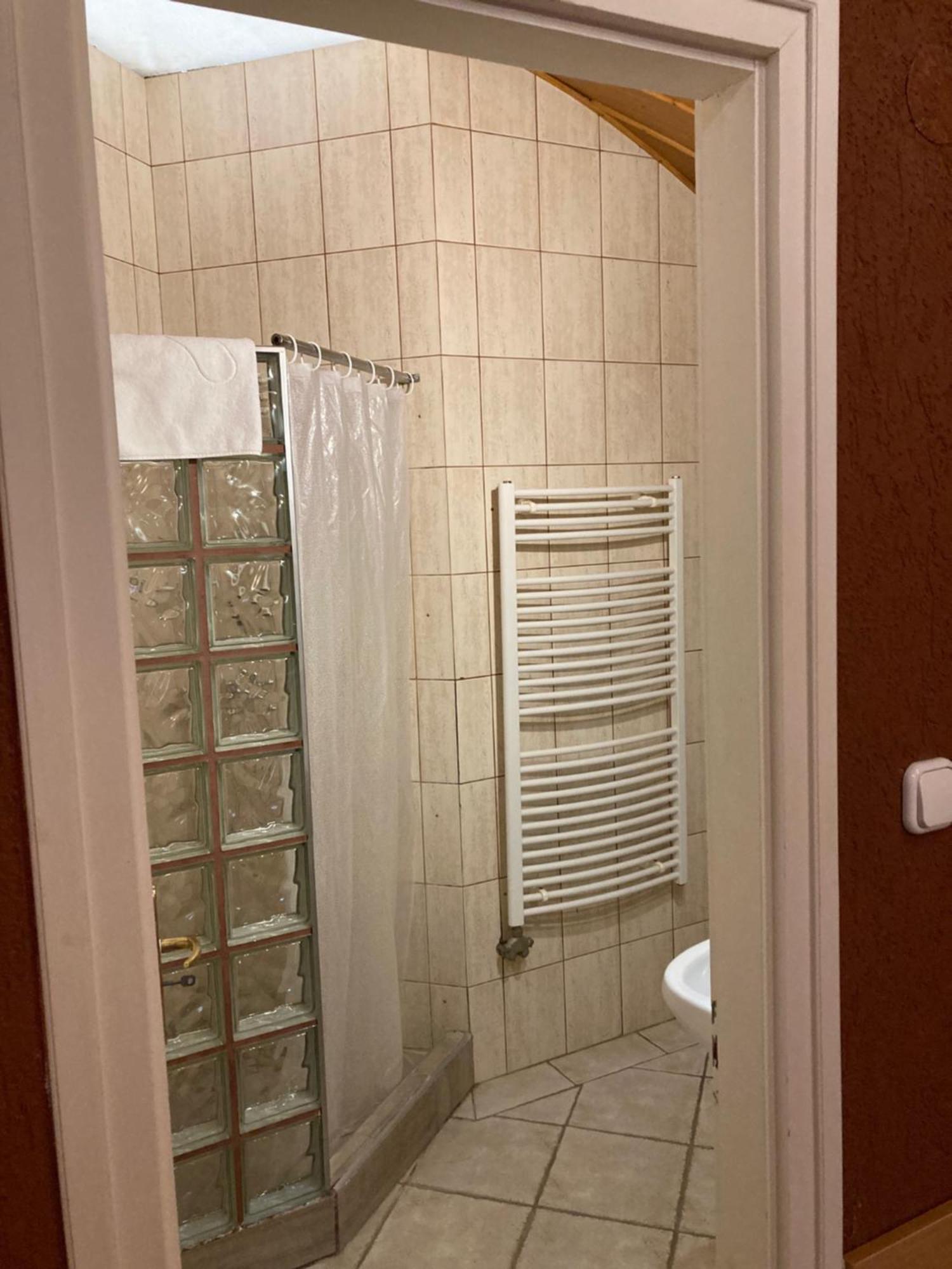 Hotel Nautilus Étterem és Panzió Dabas Esterno foto